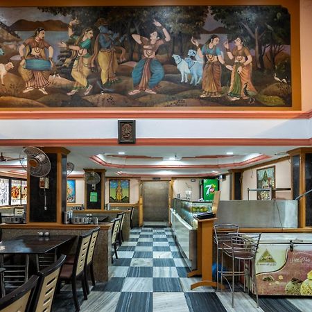 Sree Bharani Hotels Tirunelveli Dış mekan fotoğraf