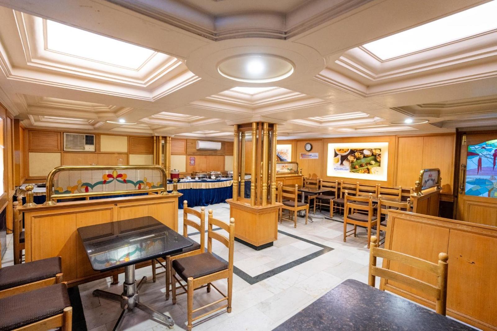 Sree Bharani Hotels Tirunelveli Dış mekan fotoğraf